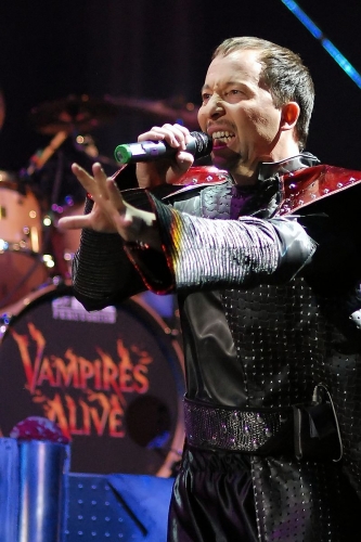 DJ BoBo